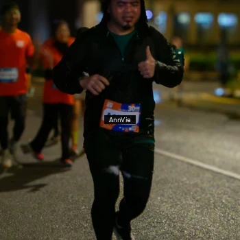 Runner Photo 7985849