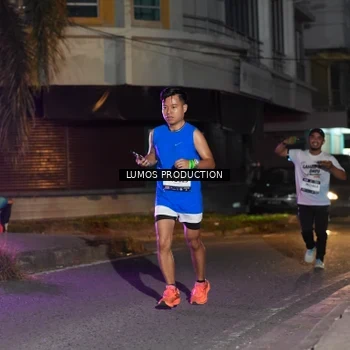 Runner Photo 7985855