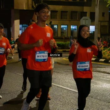 Runner Photo 7985860