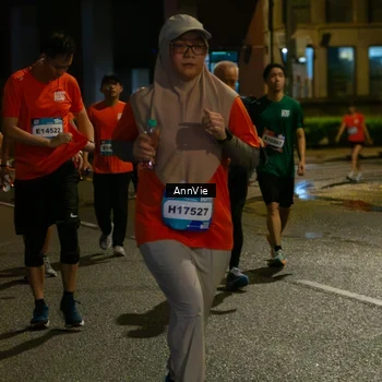 Runner Photo 7985870