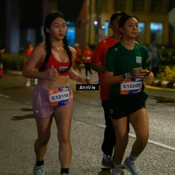 Runner Photo 7985876