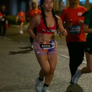 Runner Photo 7985878