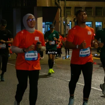 Runner Photo 7985888