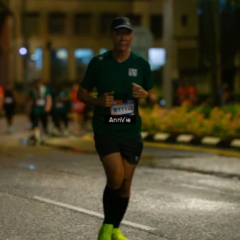 Runner Photo 7985889
