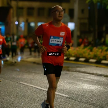 Runner Photo 7985901