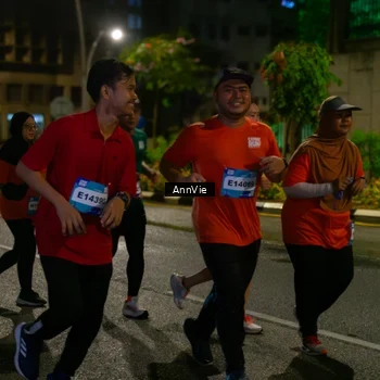 Runner Photo 7985909