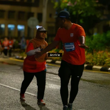 Runner Photo 7985912