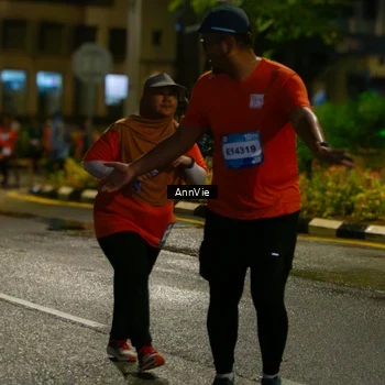 Runner Photo 7985914