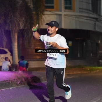 Runner Photo 7985920