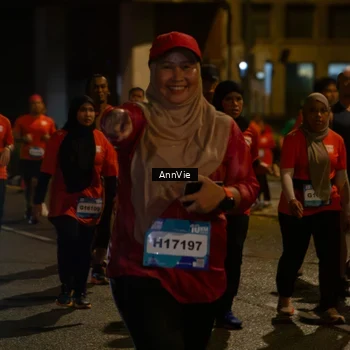 Runner Photo 7985931