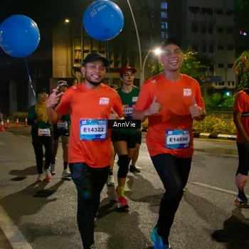 Runner Photo 7985935