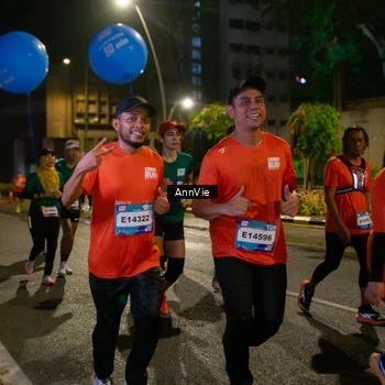 Runner Photo 7985942