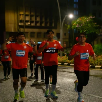 Runner Photo 7985949