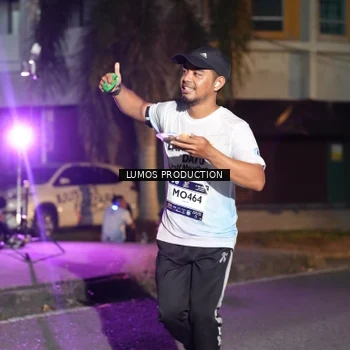 Runner Photo 7985951