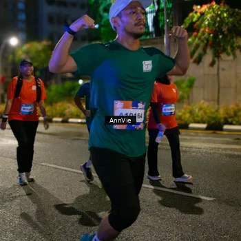 Runner Photo 7985964