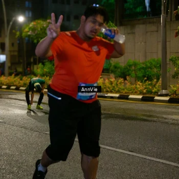 Runner Photo 7985982