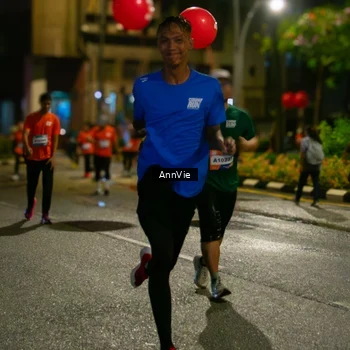 Runner Photo 7985985