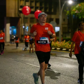 Runner Photo 7985987