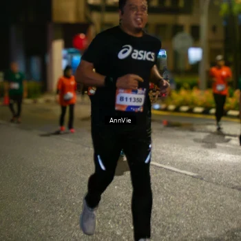 Runner Photo 7985995