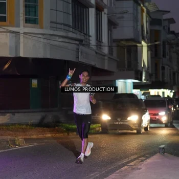 Runner Photo 7986001