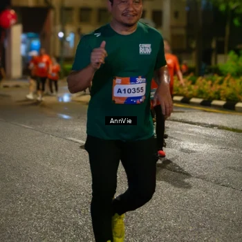 Runner Photo 7986004