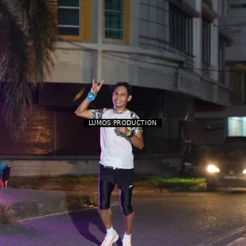 Runner Photo 7986015