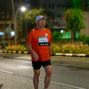 Runner Photo 7986016
