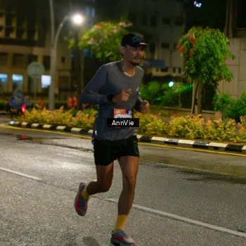 Runner Photo 7986018