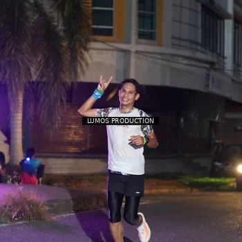 Runner Photo 7986032
