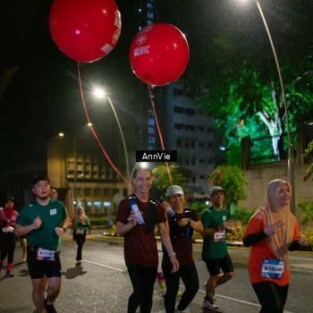 Runner Photo 7986034