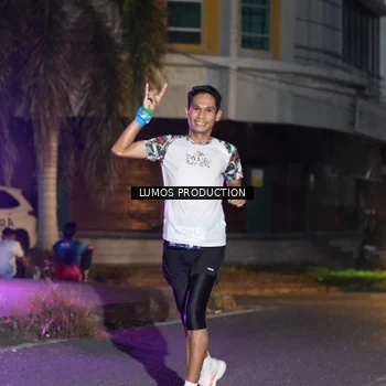 Runner Photo 7986042
