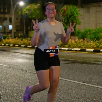 Runner Photo 7986049