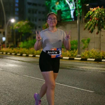 Runner Photo 7986051
