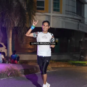 Runner Photo 7986053
