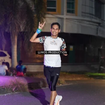 Runner Photo 7986054