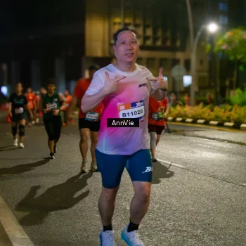 Runner Photo 7986058