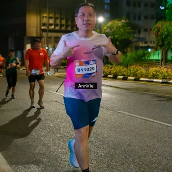 Runner Photo 7986060