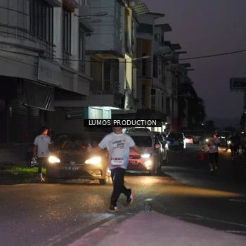 Runner Photo 7986066