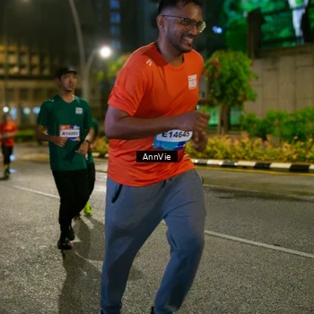 Runner Photo 7986106