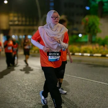 Runner Photo 7986109