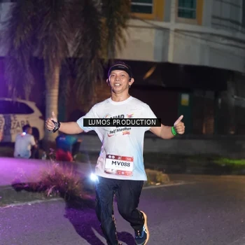 Runner Photo 7986128