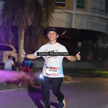 Runner Photo 7986133