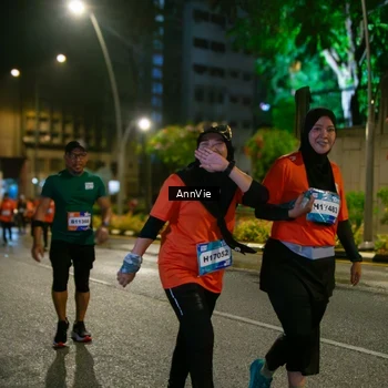 Runner Photo 7986148
