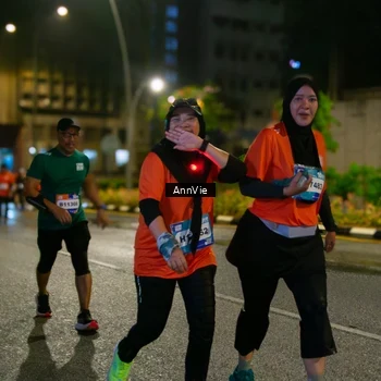 Runner Photo 7986152