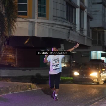 Runner Photo 7986157