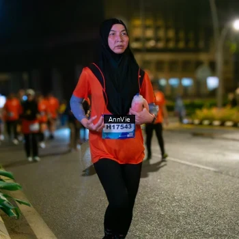 Runner Photo 7986158