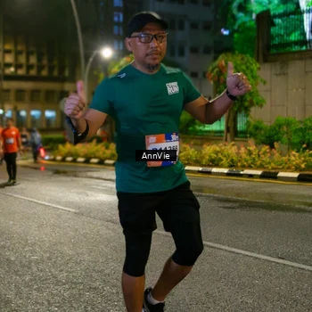 Runner Photo 7986159