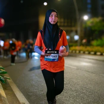Runner Photo 7986160