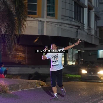 Runner Photo 7986175