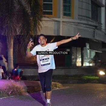 Runner Photo 7986199